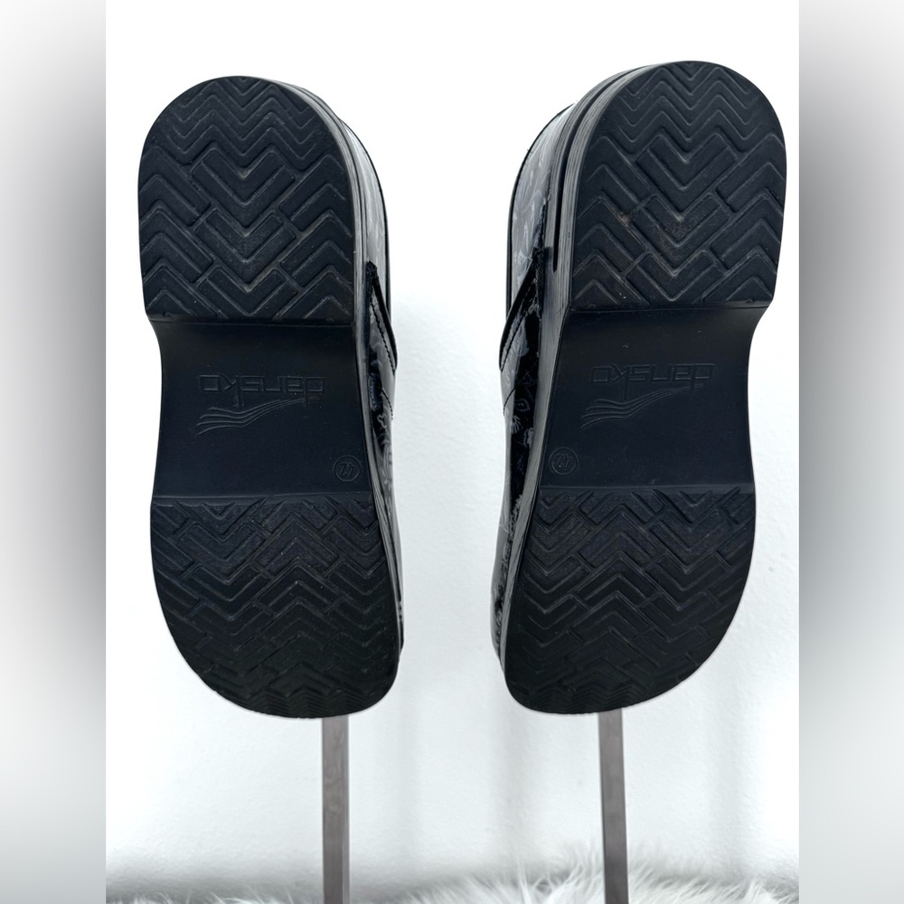 Dansko Professional Leather Clogs - Picture 5 of 8